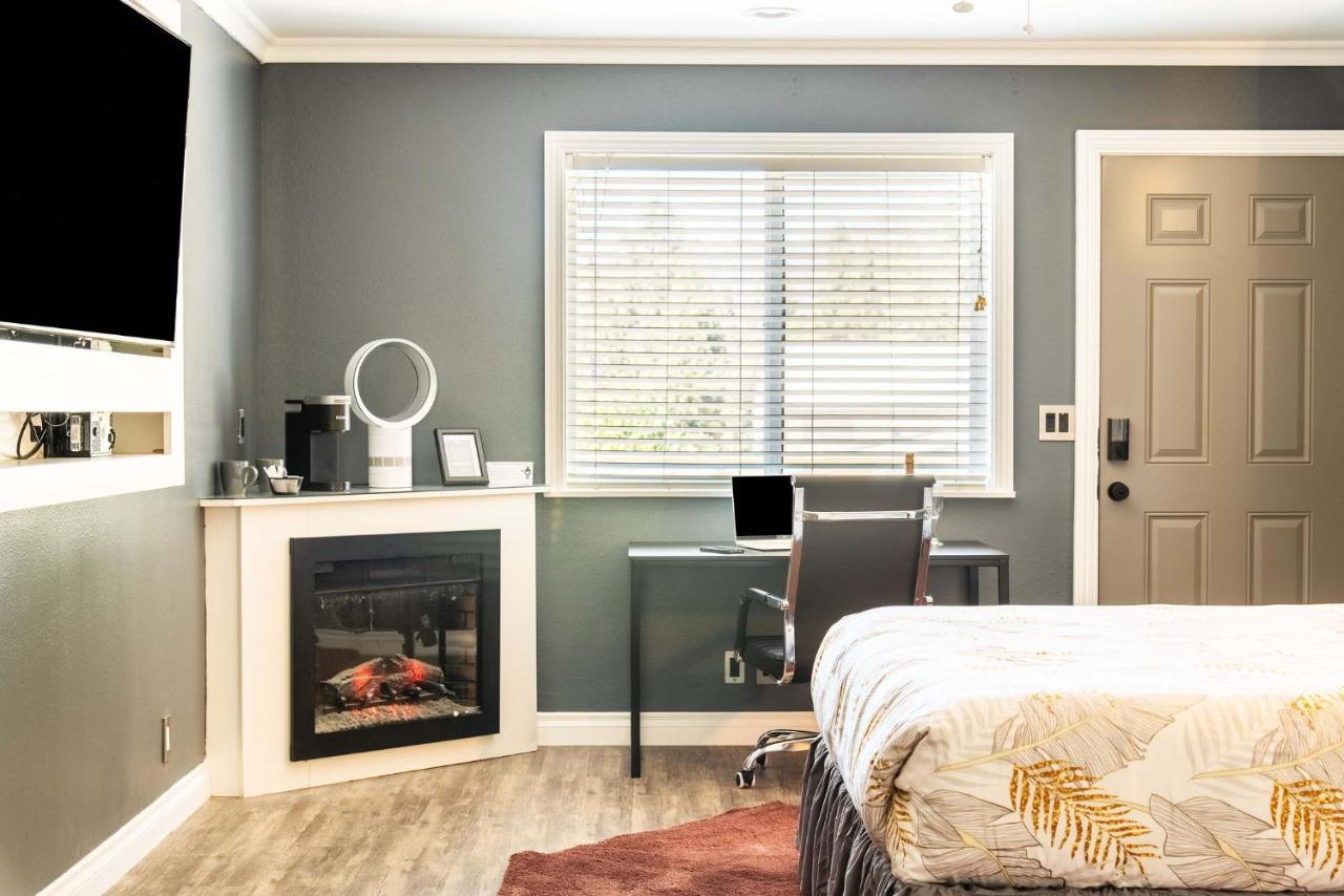 Big Bear Spa Suites Big Bear Lake Exteriör bild