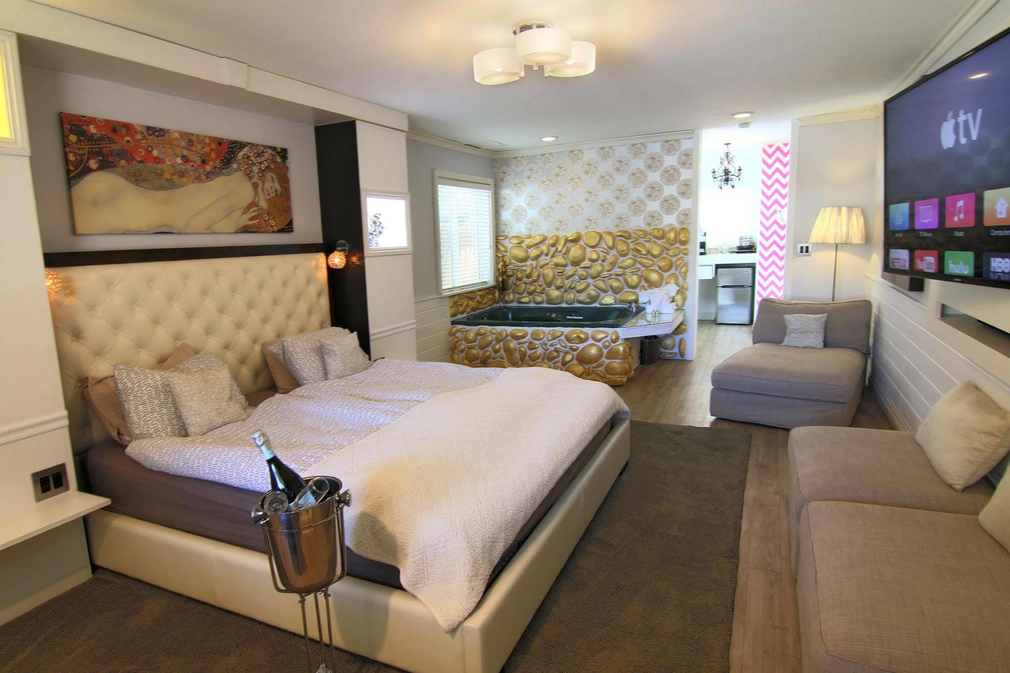 Big Bear Spa Suites Big Bear Lake Exteriör bild